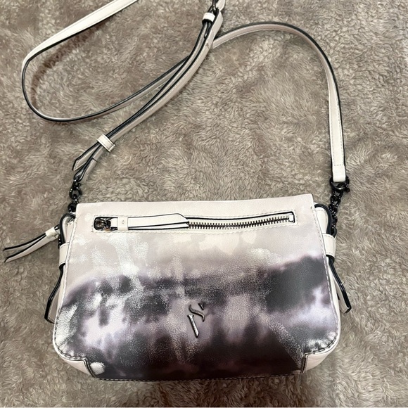 Vera Wang Cross Body Bag Dyed with Gray & White Color - Picture 1 of 16